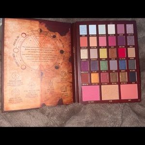 NYX The Chilling Adventures of Sabrina Palette